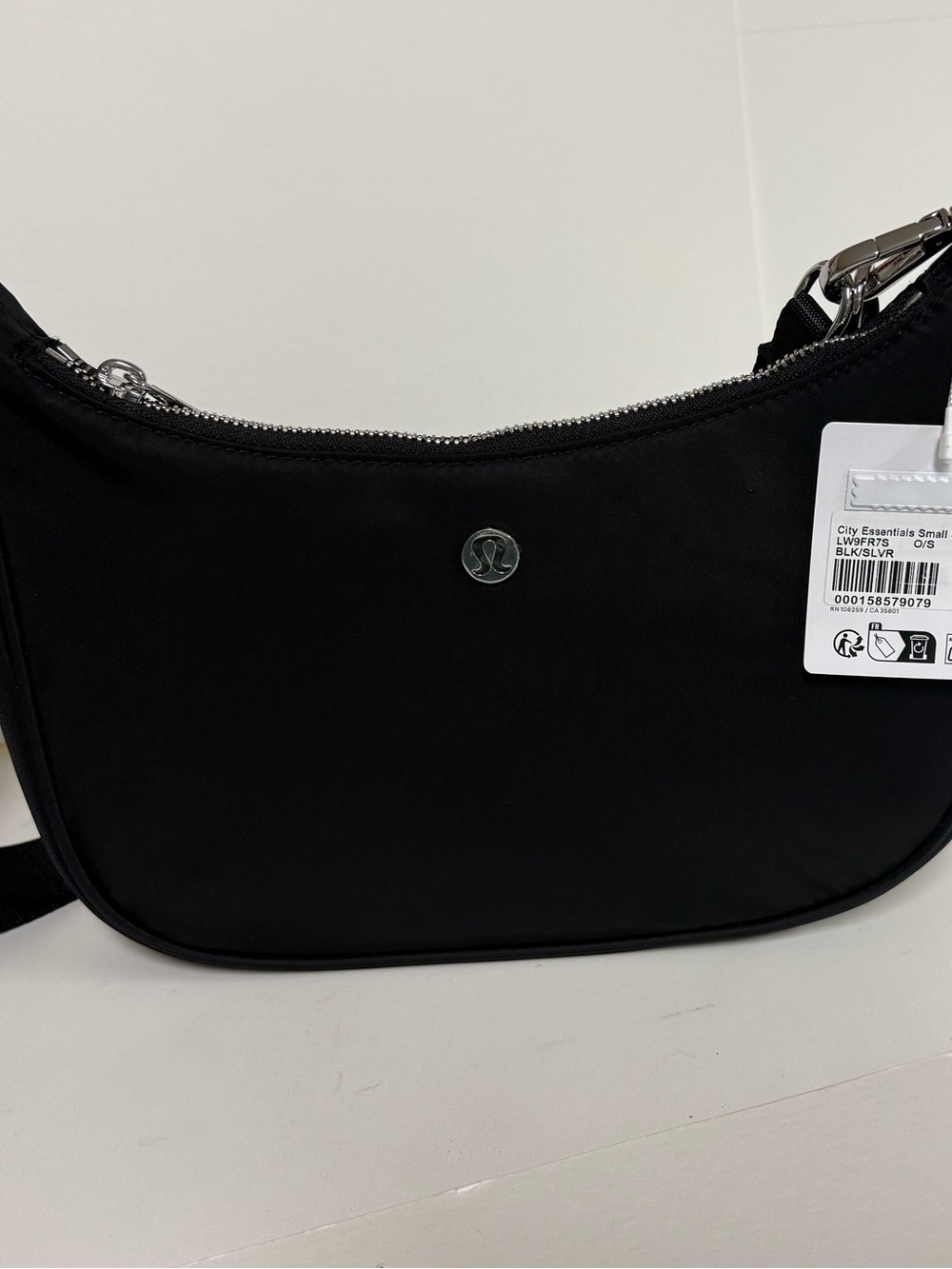 lululemon Small Shoulder Bag Black Convertible - Picture 13 of 15